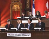 Parlement jeunesse et Parlement étudiant du Québec En plus de ses propres simulations parlementaires, l Assemblée nationale offre un soutien logistique à deux simulations, destinées aux jeunes de 18