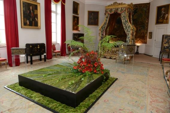 Les participants Cette année encore, les différentes salles du Château seront laissées durant 2 jours (les 23 et 24 avril) entre les mains de professionnels et amateurs de décoration florale, séduits