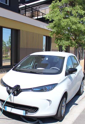 Une nouvelle mobilité pour les déplacements urbains Appuyé lors de la conférence internationale pour le climat Cop21, la mobilité électrique en ville est un enjeu majeur qu il est indispensable de