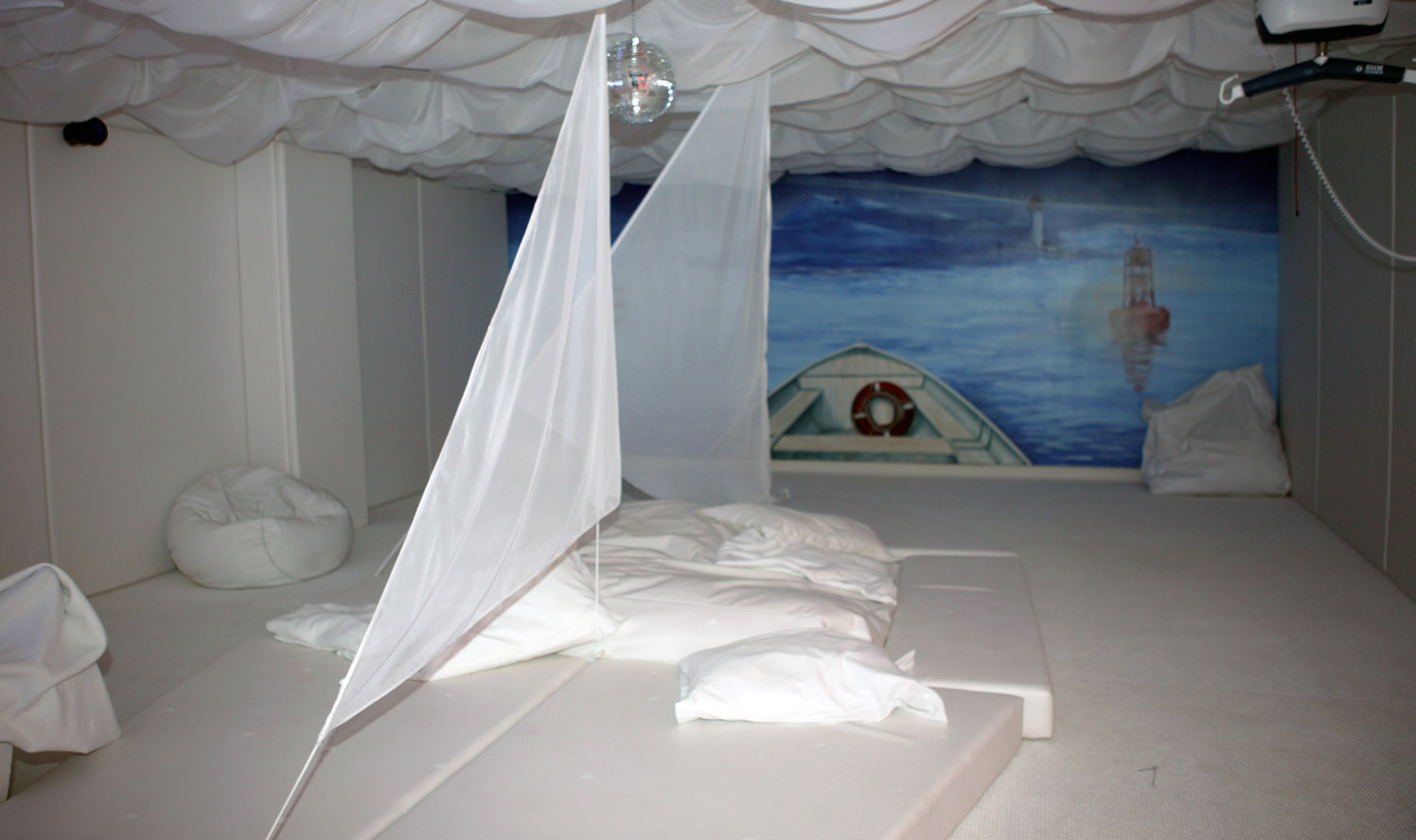 Salle Inukshuk (local 0911) Une salle de relaxation et de recueillement est disponible pour vous et vos proches.