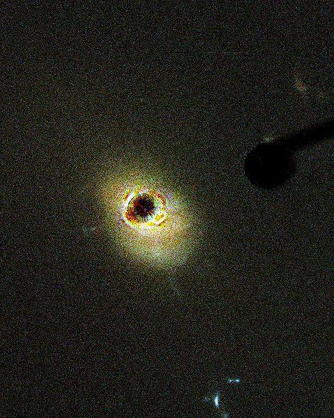 Noyaux Actifs de Galaxies (NAG), Quasars et Centre Galactique : Le quasar est composé de trois partie : le trou noir, le disque d accrétion et les