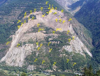 En Provence-Alpes-Côte d Azur, deux grands mouvements de terrain font l objet d une surveillance : le site de La Clapière dans les Alpes-Maritimes, et le site de La Valette dans les Alpes de