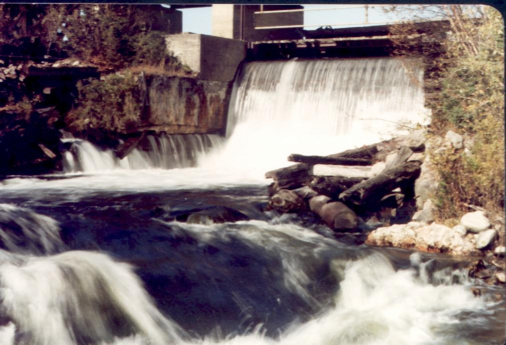 Historique du barrage du lac Tee -1982 1880 construit par la compagnie J.R.