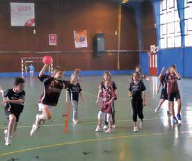 HANDBALL CLUB BLAISOIS Enseignement du handball en loisir et en compétition À partir de 6 ans Christophe DELMUR 06 67 70 98 16 Courriel : delmurchristophe@yahoo.