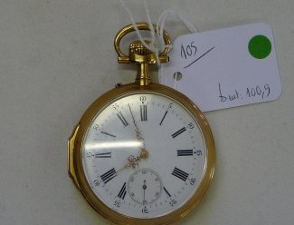105 MONTRE DE GOUSSET Estimation : 200 / 300 Euros Adjugé(e) : 550 Euros Montre de gousset en or, demi-chronomètre, L.