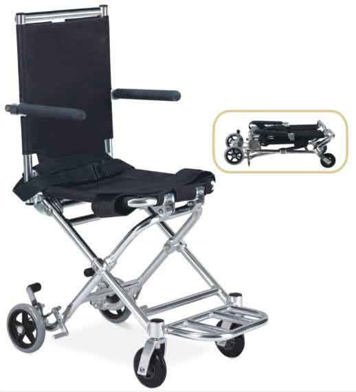 Mini chaise roulante en aluminium Modèle : FS 803LB Caractéristiques de la chaise Profondeur du siège Hauteur du dossier 84 cm 38 cm 46 cm 33 cm 33 cm 10 cm 6 kg 100 kg - Mini chaise roulante - Peut