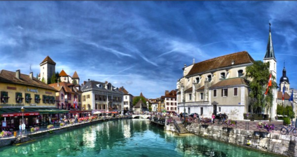com/ À découvrir ou redécouvrir Visite guidée de Chambéry (capitale historique de la Savoie) incluse dans votre forfait : cette visite vous permettra de découvrir les témoignages du prestigieux passé