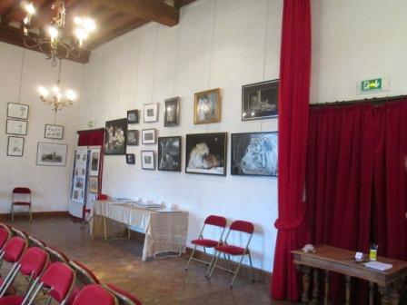 this exhibition after an exhibition in a mayor hall of Paris Festival International du portrait