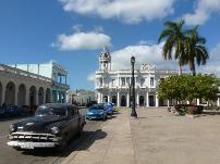 JOUR 5 : CIENFUEGOS / TRINIDAD (90 kilomètres / 01h15) Départ pour Trinidad, splendide ville coloniale classée au patrimoine de l UNESCO. «La ville musée» sans conteste la plus authentique!