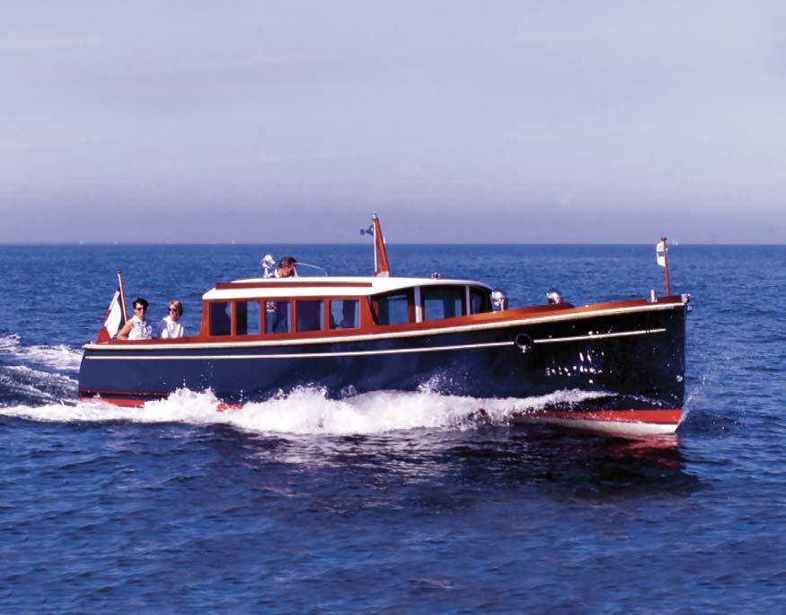 10 m Concue, pour répondre aux exigences de son premier propriétaire, l Andreyale 10 est avant tout un yacht pour des navigations à la journée.