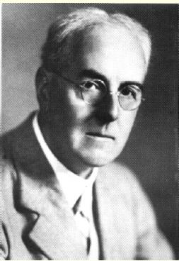 Lewis Fry Richardson (1881-1953) réalise en 1920 le premier essai de calcul «à la