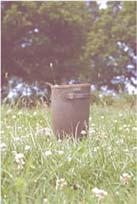 herbe < 8 cm (cheville) 10 12 cm (bas du mollet) 5 cm (talon) 15 cm (mi mollet) Préconisations Vigilance : portance du sol et accès aux parcelles Stock d'herbe