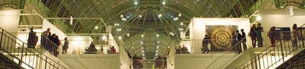Le Grand Palais (Paris) Construit pour l Exposition universelle de 1900, le Grand Palais s étend sur plus de 72 000 m2.