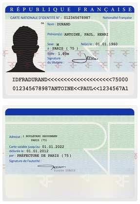 Pour les cartes d identité OU pièces d identité Sont considérées comme pièce d identité le passeport, le certificat de nationalité française ou le titre de séjour en cours de validité.