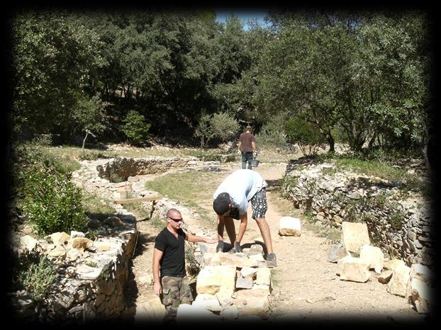 Entretien des constructions pierre sèche, des vergers d oliviers municipaux (traitement bio à l argile