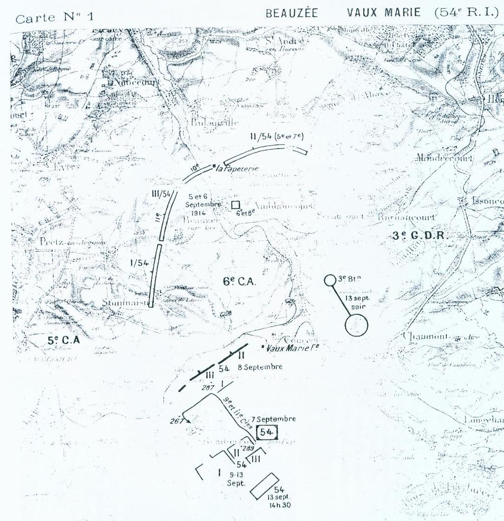 néanmoins la 12 e compagnie se maintient sur la cote 264 jusqu'à la nuit. A 20 h. 30, le régiment passe en réserve et reçoit l'ordre de cantonner à Amblaincourt où il se reforme.