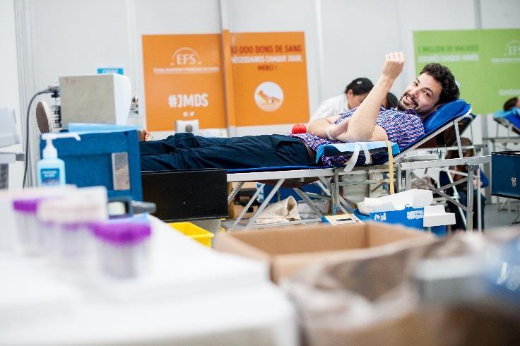 La fédération française pour le don de sang bénévole L Etablissement français du sang s appuie sur un réseau de bénévoles chargés sur le terrain d organiser les collectes et de promouvoir le don de