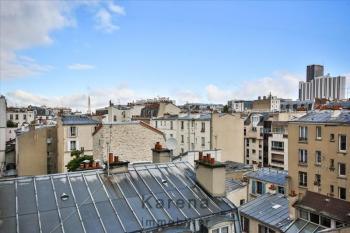 Prix: nous consulter Proche rue Daguerre et Montparnasse, rue Maison Dieu, un box sécurisé au deuxième sous-sol.
