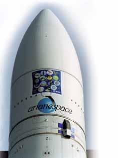 David DUCROS, 2000 XMM lors de la séparation de la coiffe d Ariane 5 affiché sur la coiffe d'ariane, l autre aux collégiens pour le meilleur essai sur la mission, et dont le prix était un voyage à