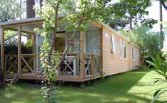 avec terrasse en bois intégrée semi couverte de 5m 2 Chambres séparées par