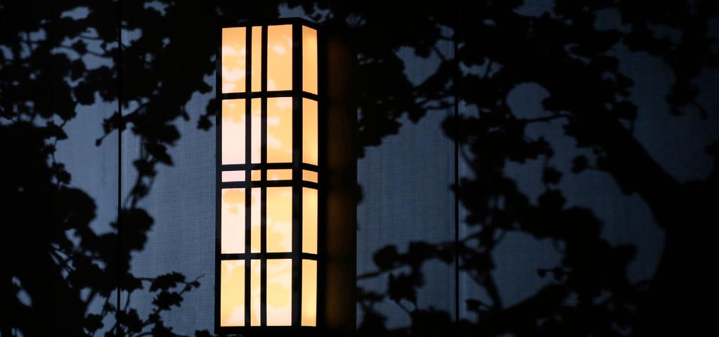 CREATIONS STUDIO MARIANNE GUELY Lanternes en papier d inspiration japonaise pour une soirée sur le thème de Sakura Hanami,