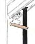 Retirez la rampe supérieure et percez des avant-trous avec un foret de 4 mm (5/32 po), avec un léger angle par rapport au haut et l intérieur afin de ne pas buter sur la rampe lorsqu elle sera