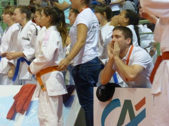 Du côté de la fédération française de judo: C'est la fédération française de judo qui a créé la coupe de France par équipe minimes.