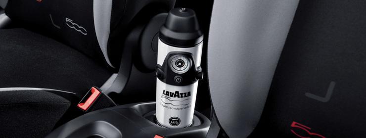 Gamme 500L - Trekking - Living ABS couplé à l aide au freinage d urgence Airbags Fiat conducteur et passager Airbags Fiat latéraux Airbags Fiat rideaux Autoradio CD MP3 - - - Banquette arrière