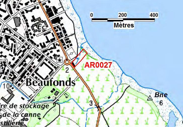 Parcelle AR0027 - Beaufonds Localisation : Figure 21 Localisation de la parcelle AR0027 ( IGN, Scan 25 ) Objet de la demande de la mairie de Saint-Benoît : Extension en surélévation du commerce pour