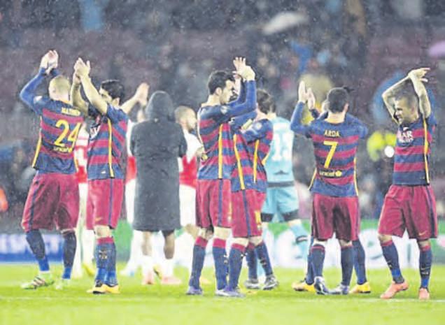 N 2562 vendredi 18 mars 2016 LES DÉPÊCHES DE BRAZZAVILLE SPORTS 15 LIGUE DES CHAMPIONS Le Barça en quarts sans forcer grâce au trio «MSN» Le champion d Europe en titre a écarté Arsenal (3-1) grâce à