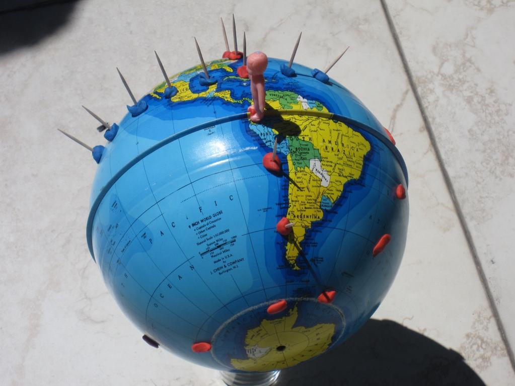 Modèle: Simulation de la Terre On place: un modèle d un perssonnage pour indiquer notre position De la pate à