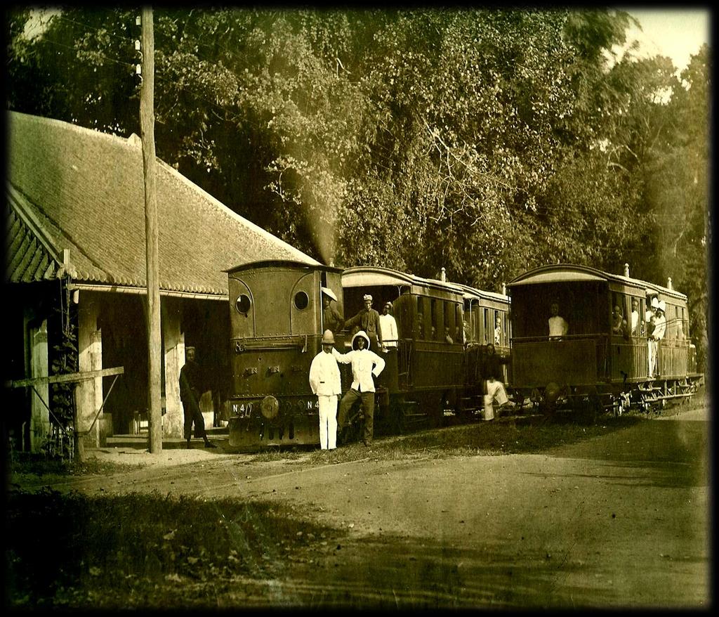 1885 - Photographie unique du Tramway à Vapeur de Cholon (ville