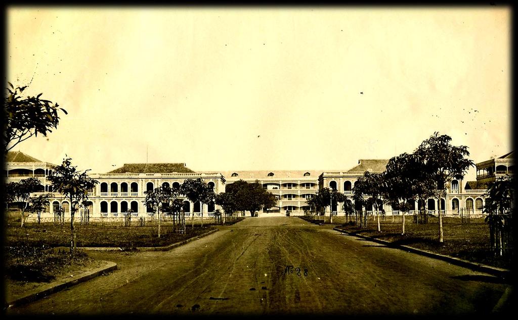 1885 - Saigon : Cathédrale -