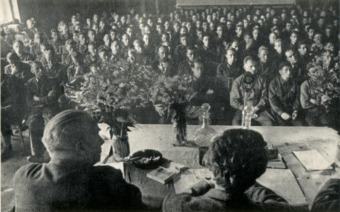 7. Le Comité "Allemagne libre" Le 10 juin 1941, un communiste allemand mobilisé, Rudolf Richter, rejoignait les avant-postes soviétiques et les prévenaient d une attaque imminente des troupes