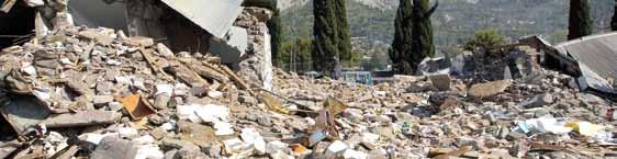 SÉISME Les séismes alpins trouvent leur origine dans l affrontement des plaques tectoniques : la plaque africaine pousse la microplaque adriatique qui elle-même rentre en collision avec la plaque