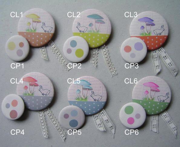 BROCHES LAPIN & SES CHAMPIGNONS 55 mm motif lapin et ses champignons fond façon papier vintage broche en tissu