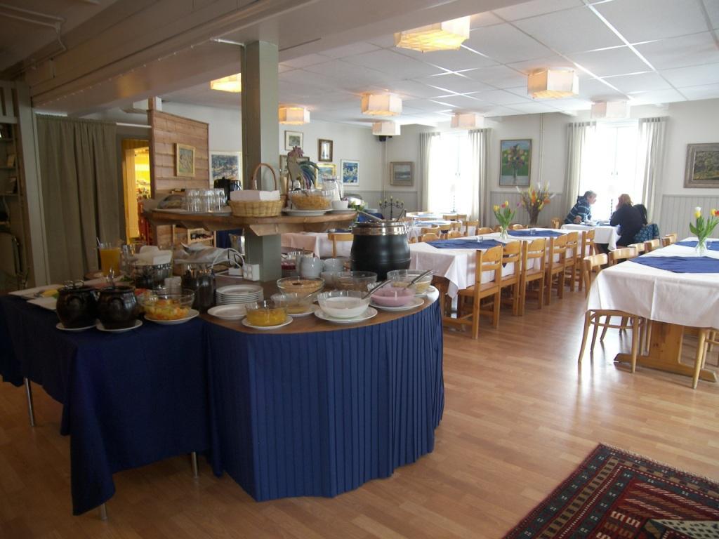 Hébergement : Svanstein Lodge La lodge se trouve à 1 h 30 de Rovaniemi, à la frontière entre la