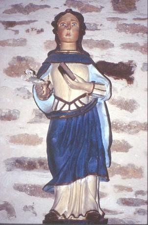 La statue de Sainte Urielle dans l église de Trédias, provient d une paroisse voisine.
