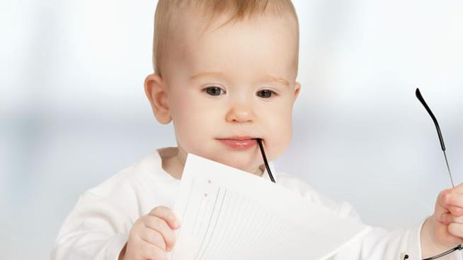 Signes d alerte des troubles du langage chez l enfant de moins de 4 ans À 18 mois : pas de mot À 24 mois : pas plus de cinq mots de vocabulaire pas d association de mots compréhension