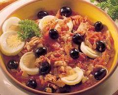 El Mojete es una receta que se prepara en la Región de Murcia desde el siglo XIX y que contiene mariscos, huerta y granja para satisfacer una variedad de ensaladas.