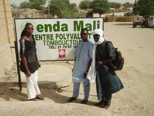 MBAYE à Unicef Tombouctou, Mars 2014 Associer les acteurs locaux dans la réponse aux besoins psychosociaux des enfants identifiés comme étant en situation de post-trauma : Visite à Enda Mali, Mars
