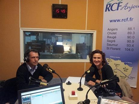 ANJOU (49) Radio RCF Anjou Octobre et novembre 2012 Interview et chroniques radiophoniques pendant 6 semaines Chroniques