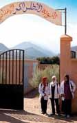 - L éducation au Maroc - DONNéES GéNéRALES 32, 273 millions d habitants (source : UNESCO 2011) Nombre de décès d enfants de moins de 5 ans pour 1 000 naissances : 31 (source : UNESCO).