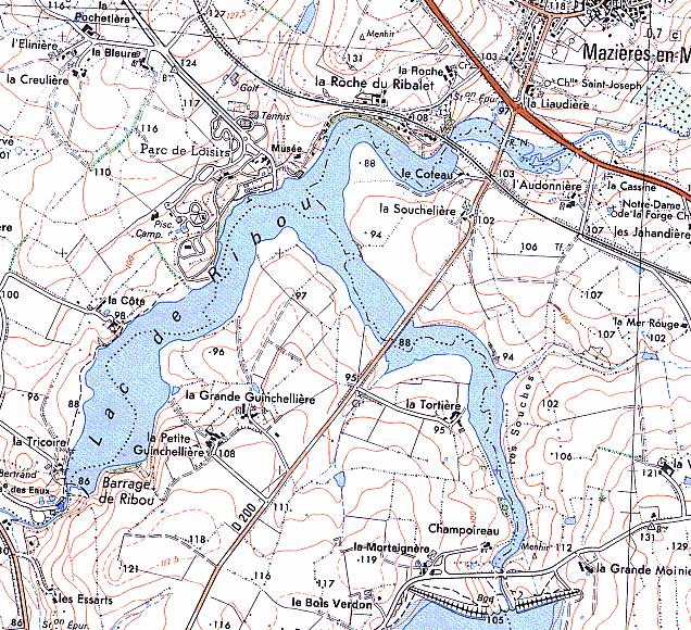 Le lac de Ribou = point de captage de l eau brute pour l alimentation en eau potable de l Agglomération Choletaise (Maine-et-Loire).