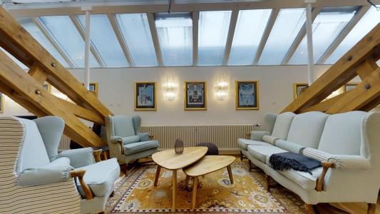Genève - Dans la Résidence du Môle, magnifique attique meublé de 5 pièces - Rue du Môle Pièces : 5 Surface : 110.00 m2 Surface : 110.