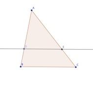 4. Les côtés d'un triangle XYZ mesurent 5 cm, 6 cm et 7 cm.