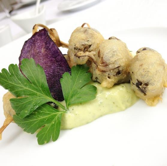00 Burgundy snails fricassee with parsley and garlic cream Nage d'huîtres spéciales Sorlut au Chablis, julienne de légumes 38.