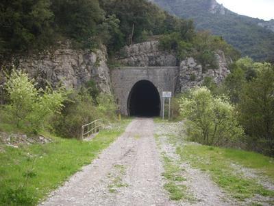 14 Le tunnel de percement du