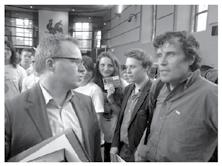 Et ils se sont aussi distingués par la qualité de leurs propos lors du débat avec le ministre Philippe Henry et l'explorateur Alain Hubert (photo de droite).