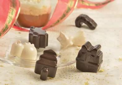 pâtisserie et baking & KIT CHOCOLATS Dans ce kit sont réunis les outils essentiels et des explications simplifiées pour réaliser toutes sortes de chocolats fins, noirs ou blancs, pleins ou fourrés.